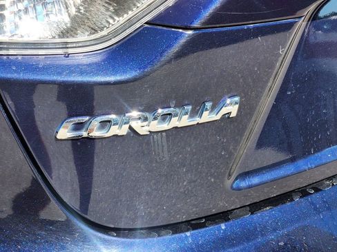 Used 2021 Toyota Corolla LE image 14