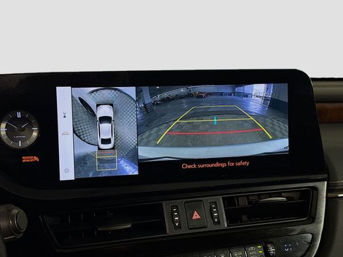 Used 2024 Lexus ES 300h Ultra Luxury image 19