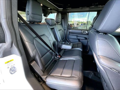 Used 2025 Ford Bronco Badlands AWD/4WD image 21