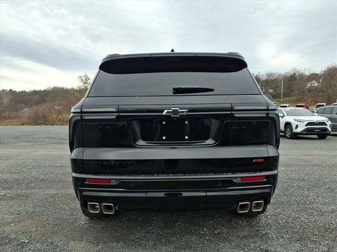 New 2026 Chevrolet Traverse RS image 6