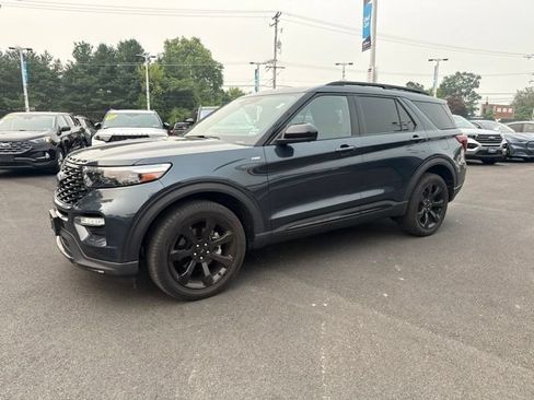 Certified 2023 Ford Explorer ST-Line w/ Class IV Trailer Tow Package AWD/4WD image 3