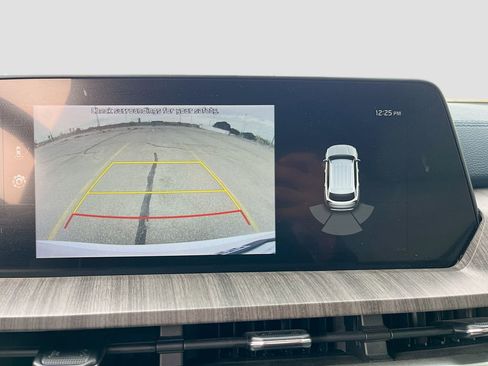 Used 2023 Kia Telluride EX w/ EX Captain's Chair Package image 14