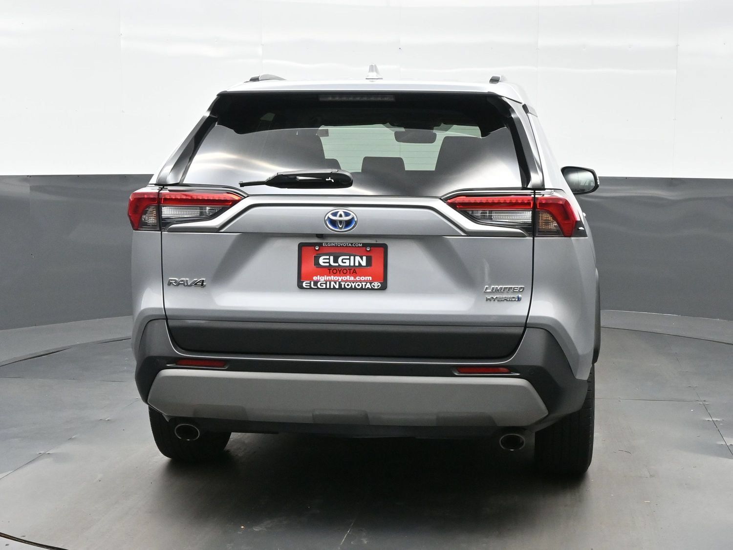 Used 2023 Toyota RAV4 Limited AWD/4WD image 5