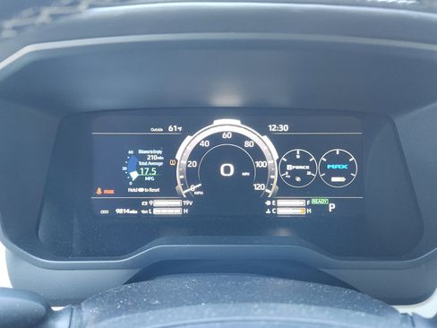 Used 2025 Toyota Sequoia Capstone AWD/4WD image 9