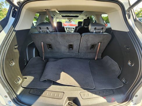 Used 2018 Buick Enclave Essence w/ Trailering Package AWD/4WD image 24