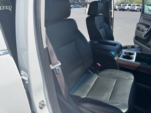 Used 2015 GMC Sierra 2500 SLT AWD/4WD image 32