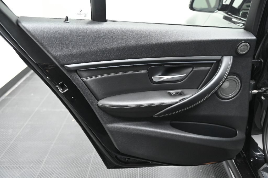 Used 2016 BMW M3 w/ Executive Package RWD image 42