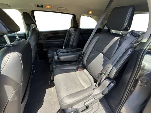 Used 2025 Honda Odyssey EX-L image 16
