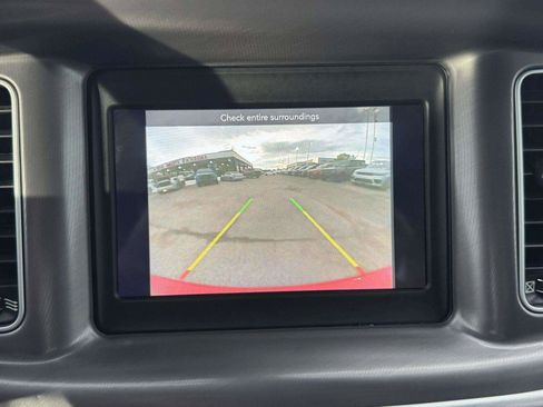 Used 2022 Dodge Charger SXT RWD image 29