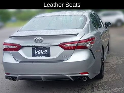 Used 2018 Toyota Camry XSE FWD image 2