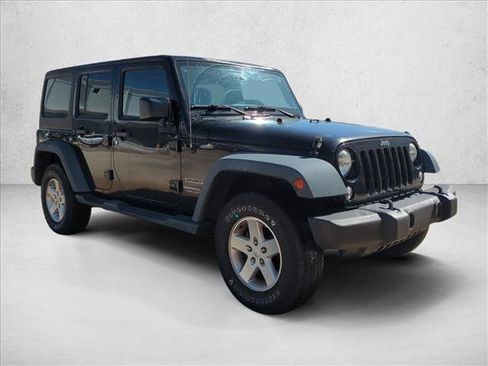 Used 2015 Jeep Wrangler Unlimited Sport w/ Quick Order Package 24S AWD/4WD image 3