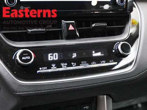 Used 2022 Toyota Corolla Cross LE image 20