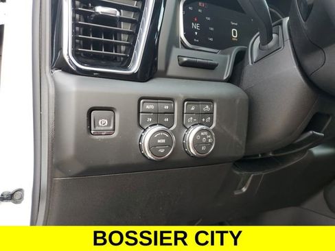 New 2026 GMC Sierra 3500 Denali Ultimate image 14