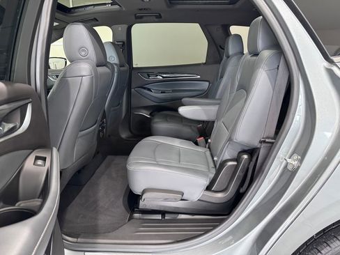 Certified 2023 Buick Enclave Essence w/ Experience Buick Package image 9