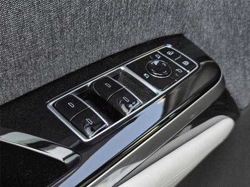 New 2026 Cadillac Escalade Platinum Sport w/ LPO, ONYX Package AWD/4WD image 28