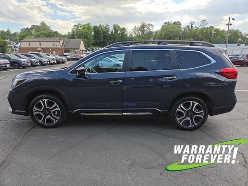 Used 2025 Subaru Ascent Touring AWD/4WD image 4