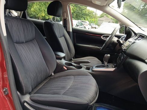 Used 2017 Nissan Sentra SV FWD image 17