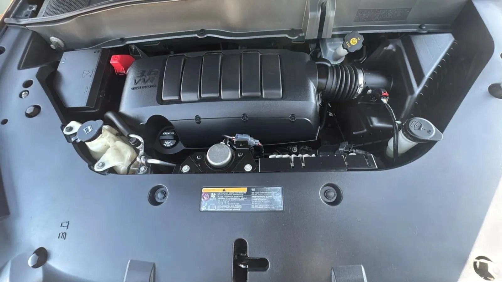 Used 2015 GMC Acadia SLE FWD image 20