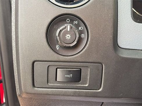 Used 2014 Ford F150 XLT w/ Equipment Group 302A Luxury image 19