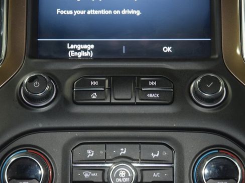 Used 2022 Chevrolet Silverado 3500 High Country image 33