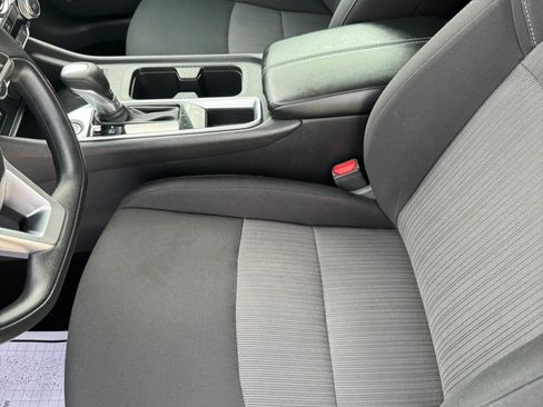 Used 2023 Nissan Sentra SV FWD image 21