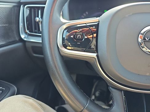 Used 2024 Volvo S60 B5 Plus FWD image 22