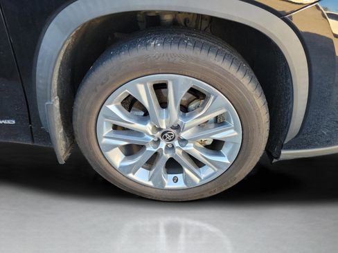 Used 2021 Toyota Highlander Limited AWD/4WD image 12