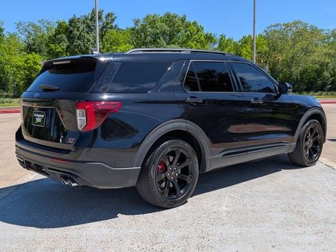 Used 2021 Ford Explorer ST w/ Equipment Group 401A image 5