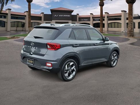 New 2026 Hyundai Venue SEL FWD image 8