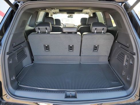 New 2026 Buick Enclave Sport Touring w/ Power Package image 7