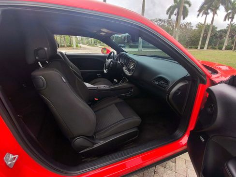 Used 2018 Dodge Challenger SXT w/ Sound Group image 20
