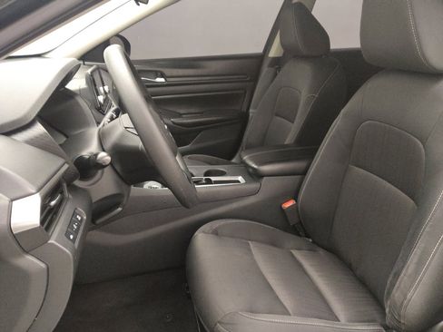 Used 2021 Nissan Altima 2.5 S FWD image 17