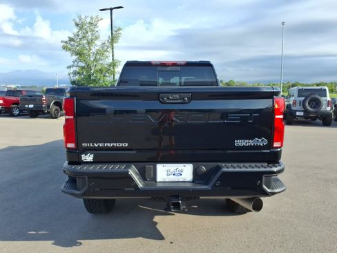 Used 2026 Chevrolet Silverado 3500 High Country w/ Technology Package AWD/4WD image 4