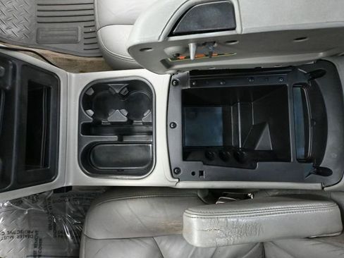 Used 2004 GMC Sierra 2500 SLT w/ Heavy-Duty Power Package image 33