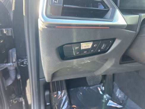 Used 2024 BMW 330i Sedan image 38