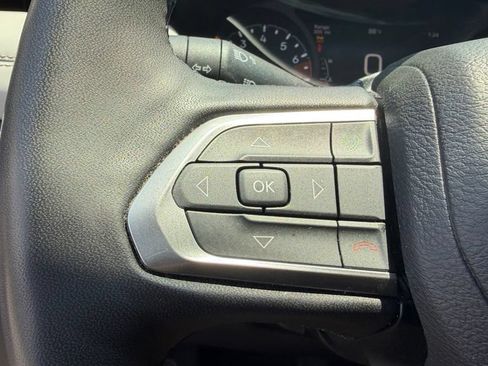 Used 2025 Jeep Compass Limited AWD/4WD image 15