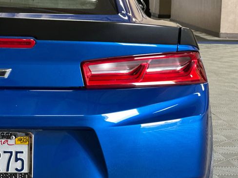 Used 2018 Chevrolet Camaro SS image 48