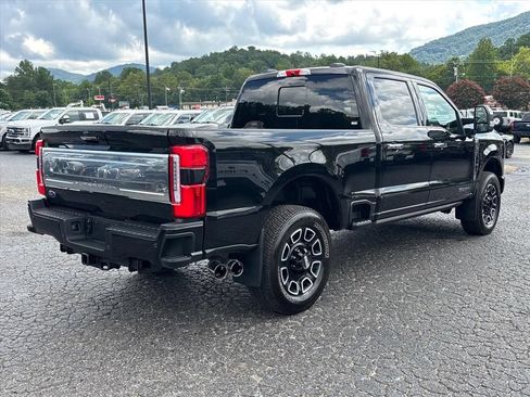 Used 2024 Ford F250 Platinum AWD/4WD image 8