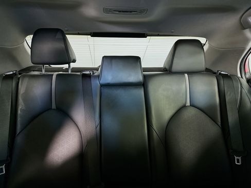 Used 2021 Toyota Camry XSE image 30