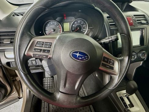 Used 2014 Subaru Forester 2.5i Premium w/ All-Weather Package AWD/4WD image 11