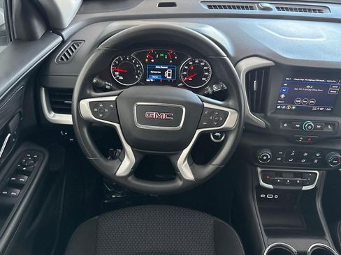 Used 2024 GMC Terrain SLE FWD image 27