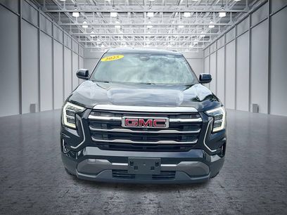 Used 2025 GMC Terrain Elevation