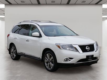 Used 2016 Nissan Pathfinder Platinum w/ Cargo Package