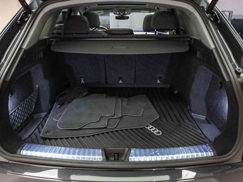 Certified 2025 Audi Q5 Premium w/ Convenience Package AWD/4WD image 27