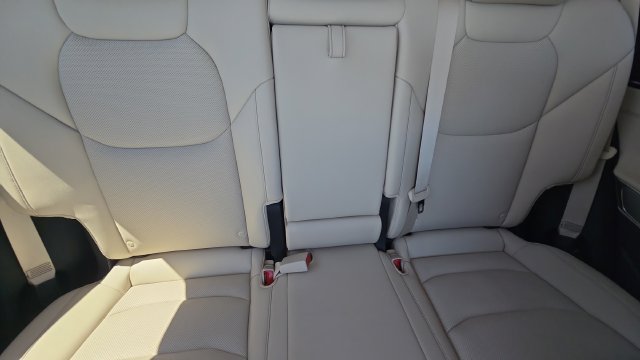 Used 2026 Genesis GV70 2.5T Select AWD/4WD image 24