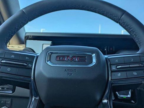 New 2026 GMC Yukon XL Elevation w/ LPO, Floor Liner Package RWD image 31