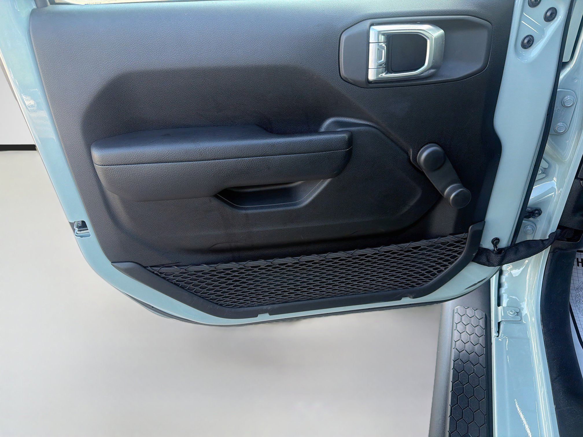 Used 2023 Jeep Wrangler Unlimited Sport AWD/4WD image 20