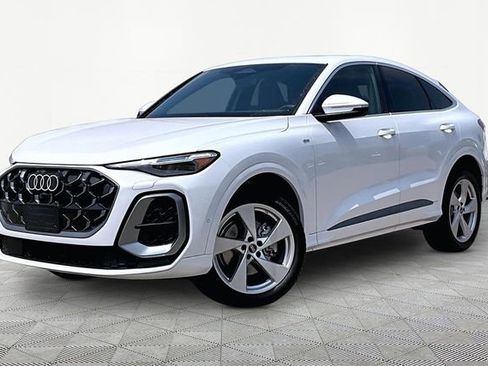Used 2025 Audi Q5 Premium Plus w/ Premium Plus AWD/4WD image 1