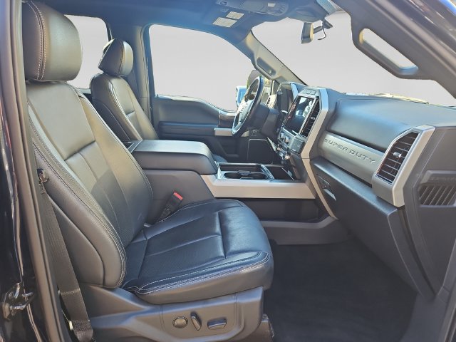 Used 2022 Ford F250 Lariat w/ Lariat Ultimate Package AWD/4WD image 16