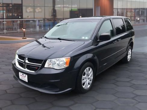 Used 2014 Dodge Grand Caravan SE w/ Quick Order Package 29E SE FWD image 8